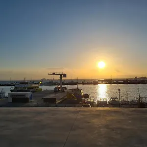 https://acogedor-apartamento-vistas-al-mar.topcostabravahotels.com
